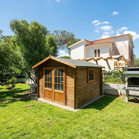 Holiday home Immersa Nel A 150mt Dal Mare Adiacente Al Village
