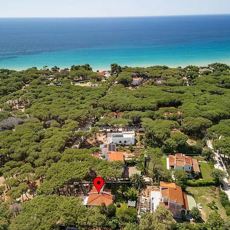 Immersa Nel A 150mt Dal Mare Adiacente Al Village * Fort Village