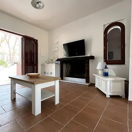 Holiday home Immersa Nel A 150mt Dal Mare Adiacente Al Village