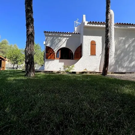 Holiday home Immersa Nel A 150mt Dal Mare Adiacente Al Village