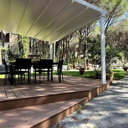 Holiday home Immersa Nel A 150mt Dal Mare Adiacente Al Village *