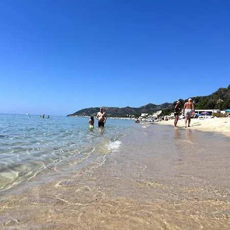 Immersa Nel A 150mt Dal Mare Adiacente Al Village * Fort Köyü