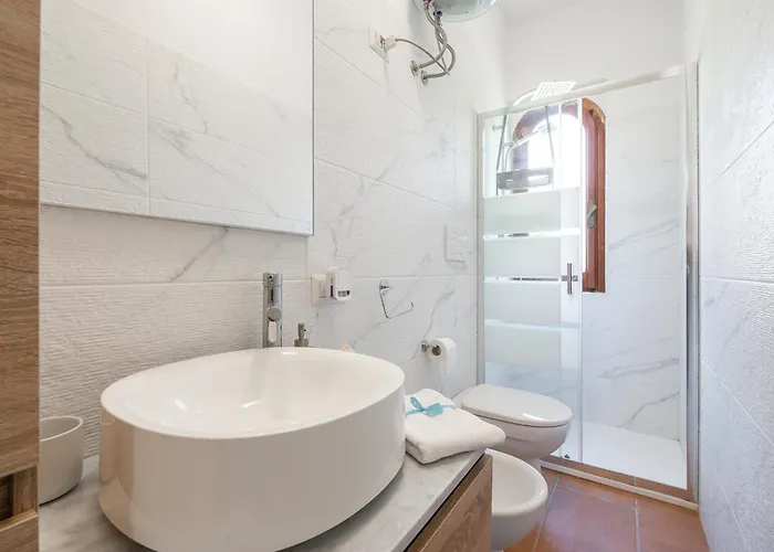 Immersa Nel A 150mt Dal Mare Adiacente Al Village Fort Village